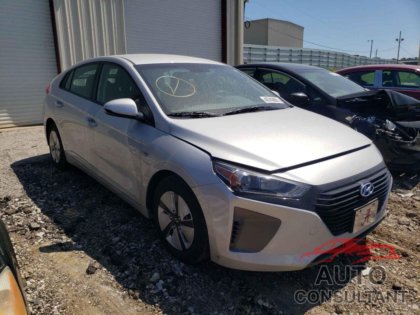 HYUNDAI IONIQ 2017 - KMHC65LC7HU048240