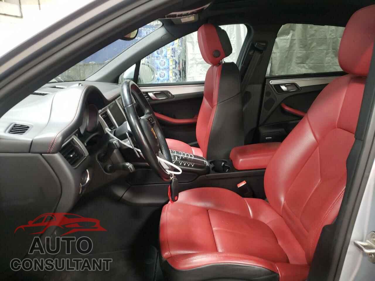 PORSCHE MACAN 2017 - WP1AG2A5XHLB53421