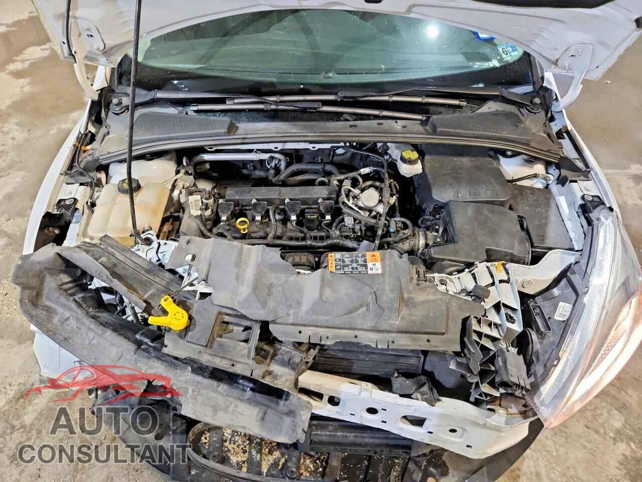 FORD FOCUS 2018 - 1FADP3F22JL214971