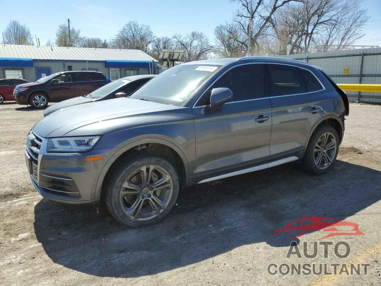 AUDI Q5 2018 - WA1BNAFY3J2049478