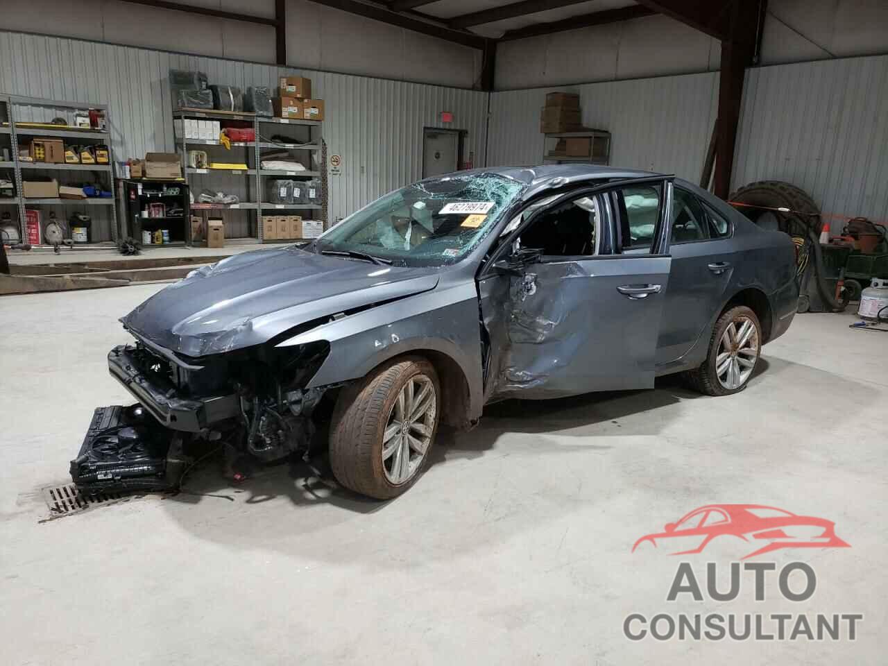 VOLKSWAGEN PASSAT 2019 - 1VWLA7A30KC008674