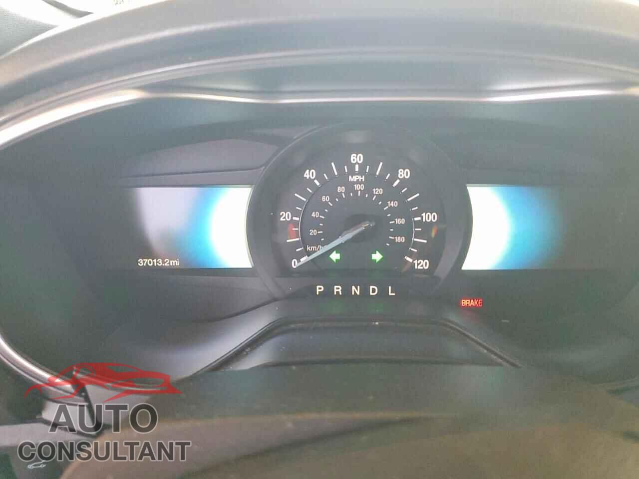 FORD FUSION 2019 - 3FA6P0RU1KR202592
