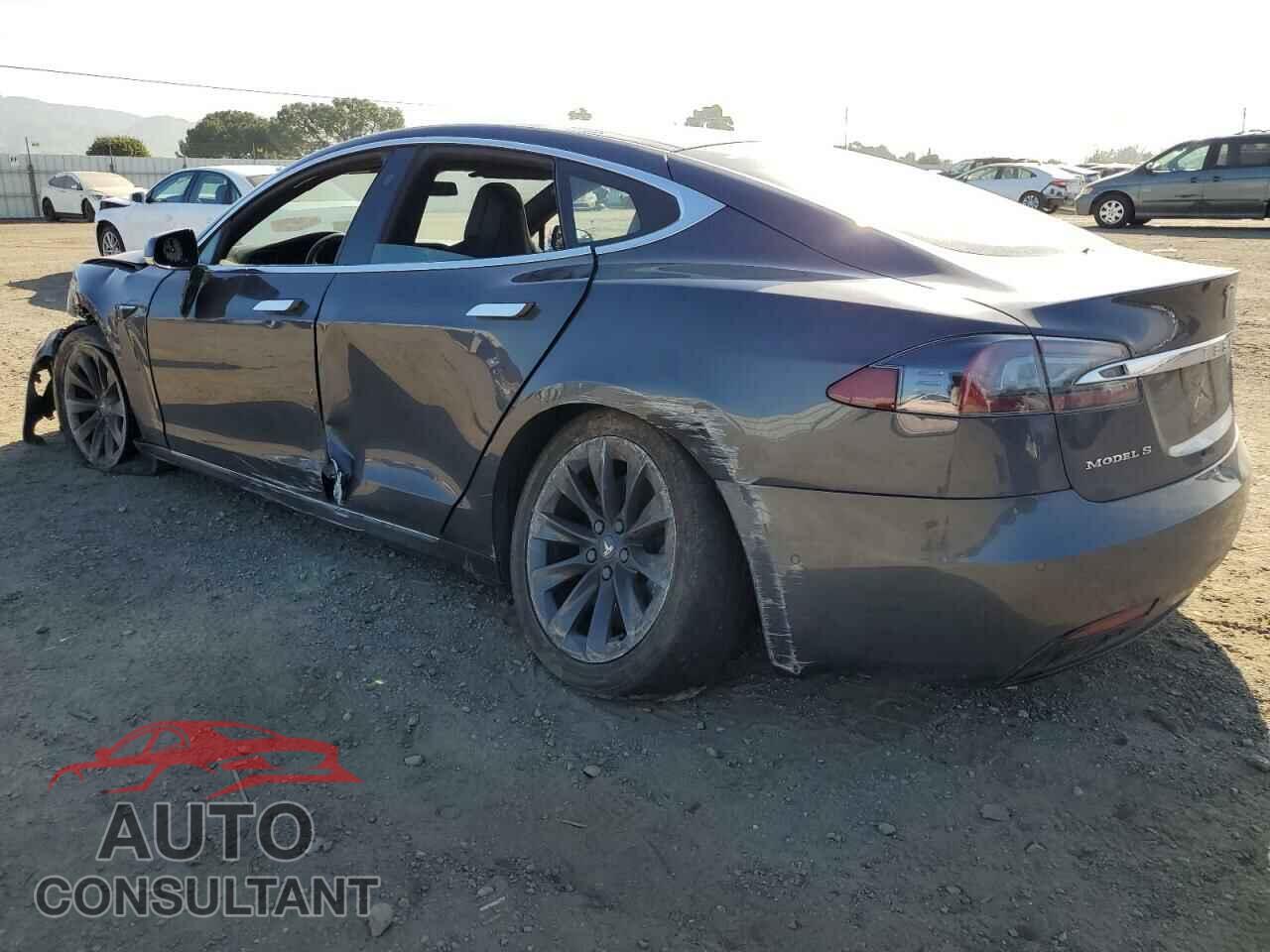 TESLA MODEL S 2018 - 5YJSA1E24JF265741