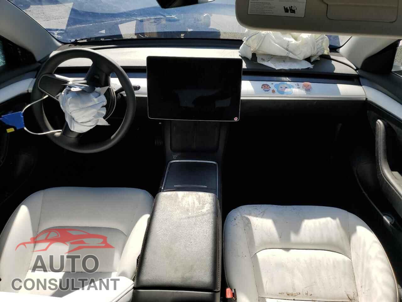 TESLA MODEL 3 2022 - 5YJ3E1EA2NF332391