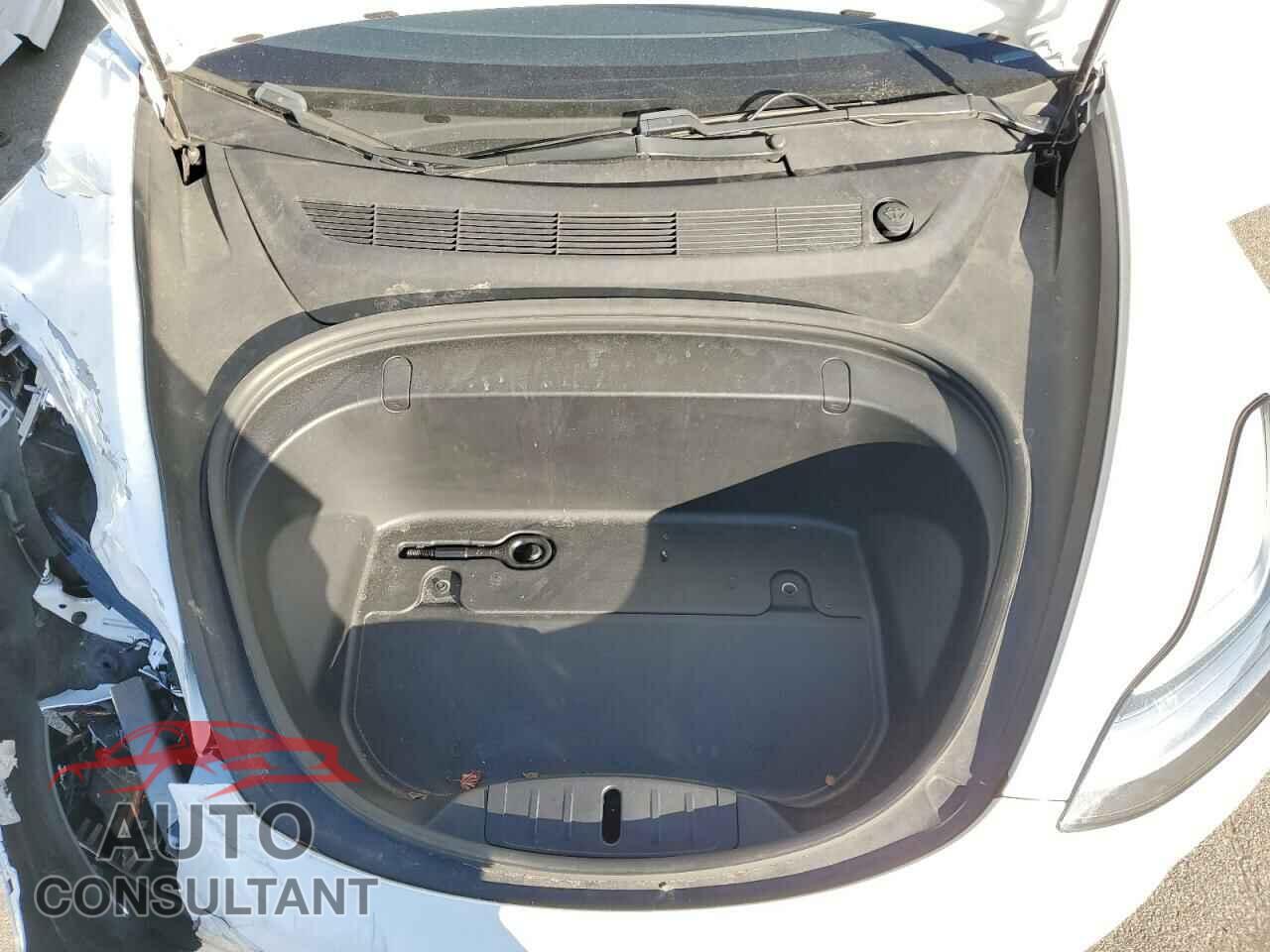 TESLA MODEL 3 2019 - 5YJ3E1EB3KF487553