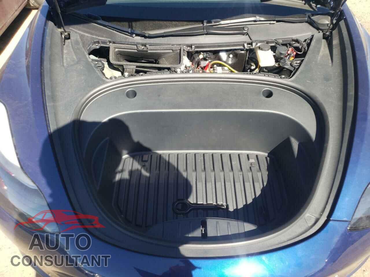 TESLA MODEL 3 2023 - 5YJ3E1EA2PF604571