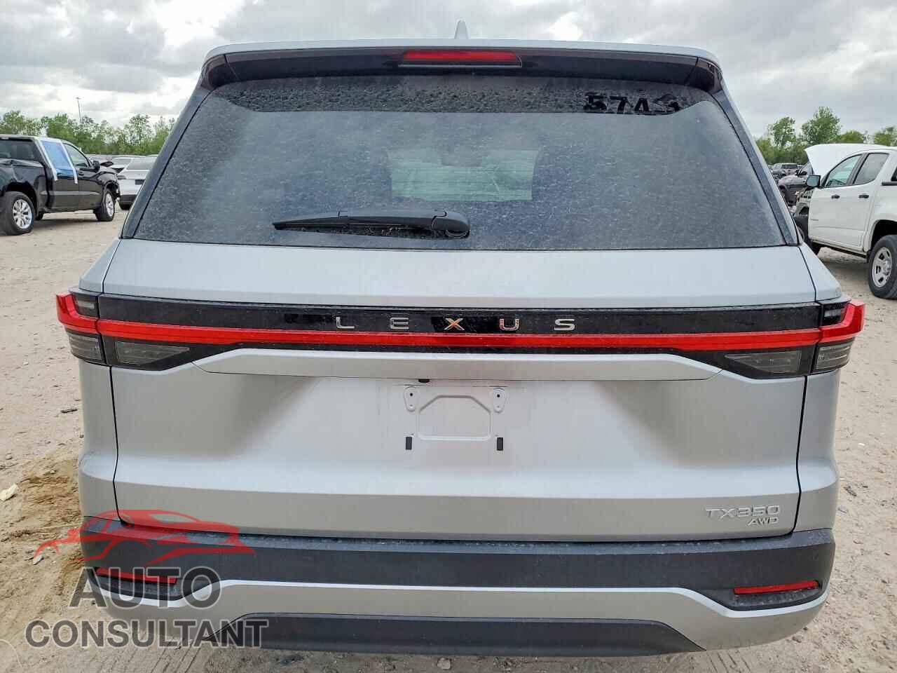 LEXUS UNKNOWN 2026 - 5TDAAAB61TS049265