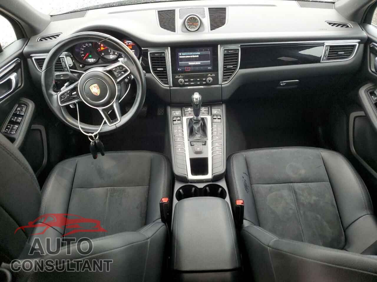 PORSCHE MACAN 2018 - WP1AA2A55JLB04683