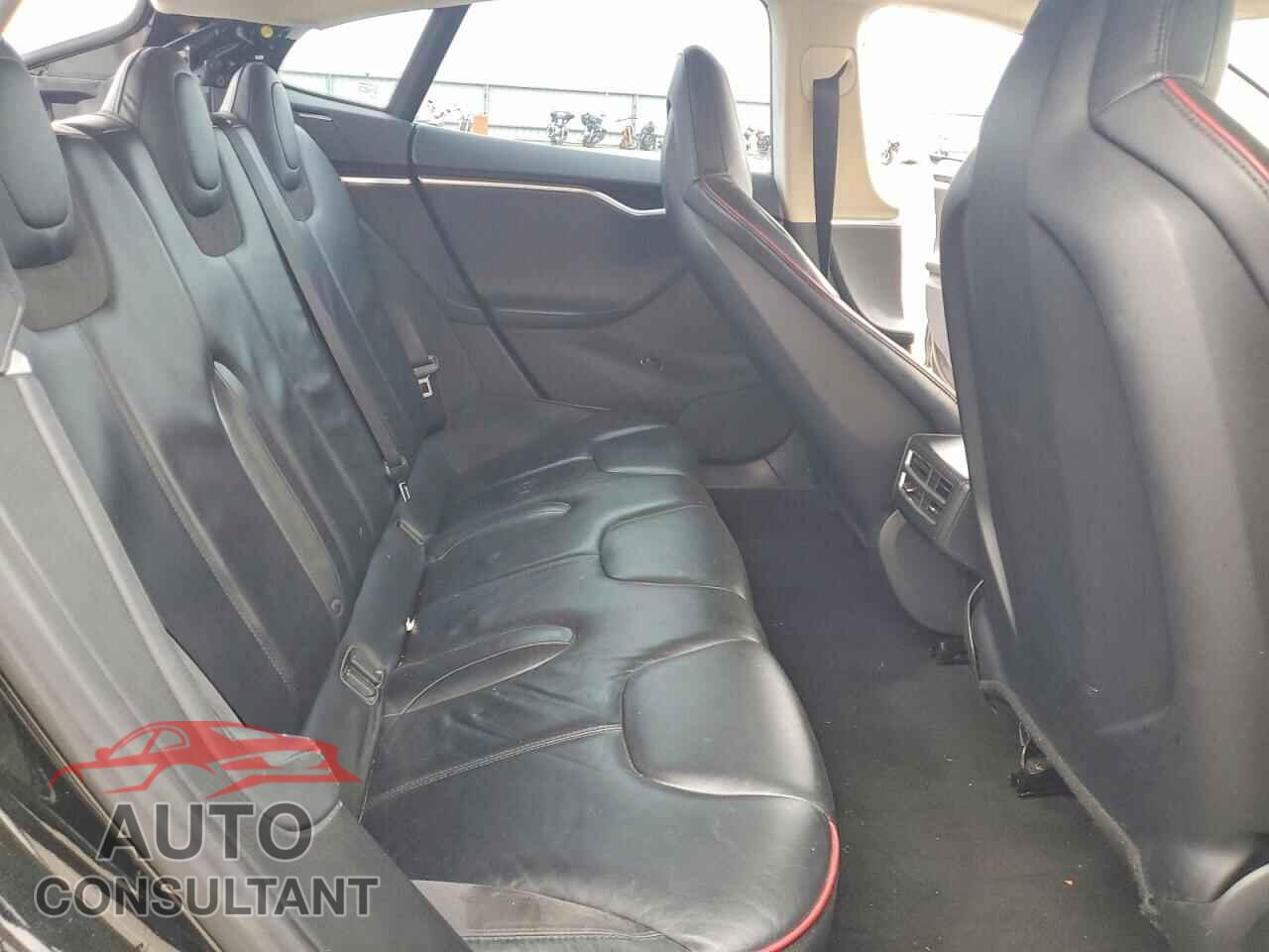 TESLA MODEL S 2013 - 5YJSA1CP3DFP11770