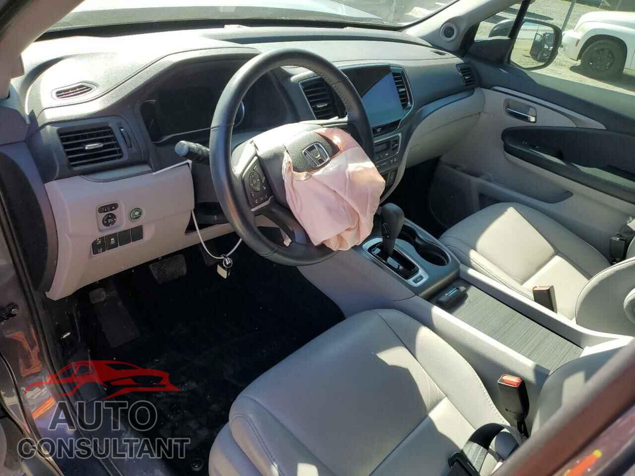 HONDA PILOT 2020 - 5FNYF6H55LB033666