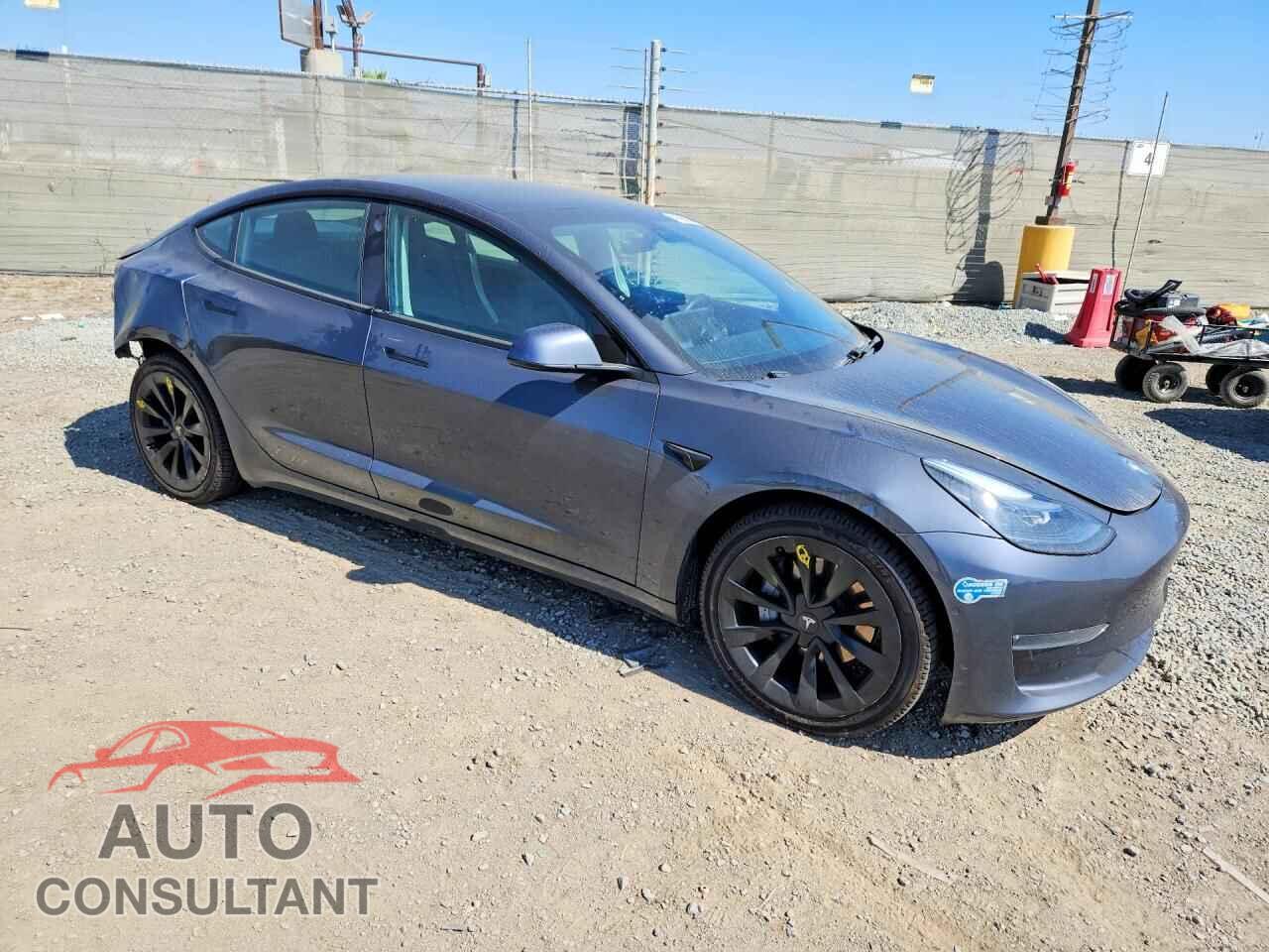 TESLA MODEL 3 2021 - 5YJ3E1EB3MF006011
