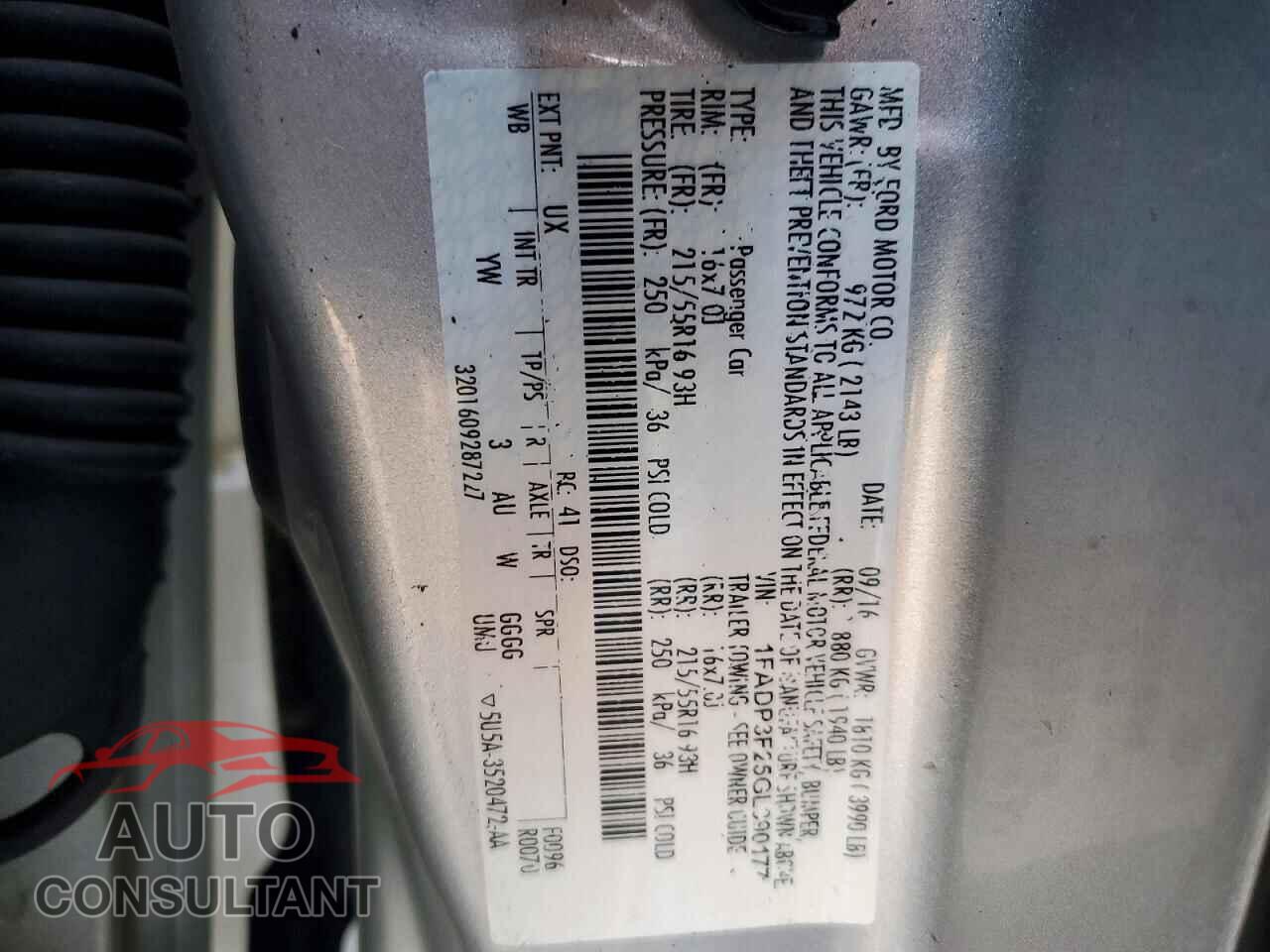 FORD FOCUS 2016 - 1FADP3F25GL390177