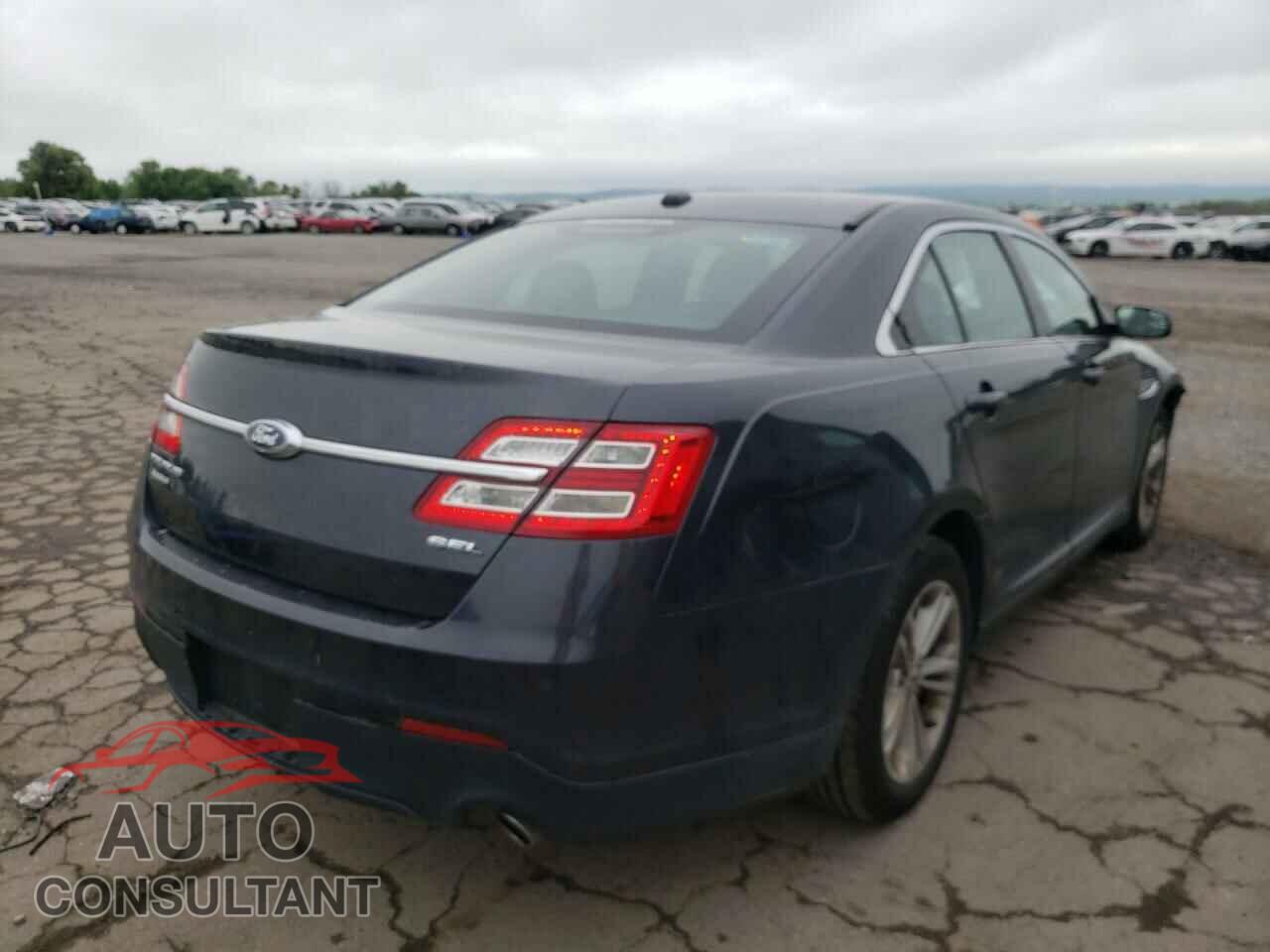 FORD TAURUS 2017 - 1FAHP2E86HG131824