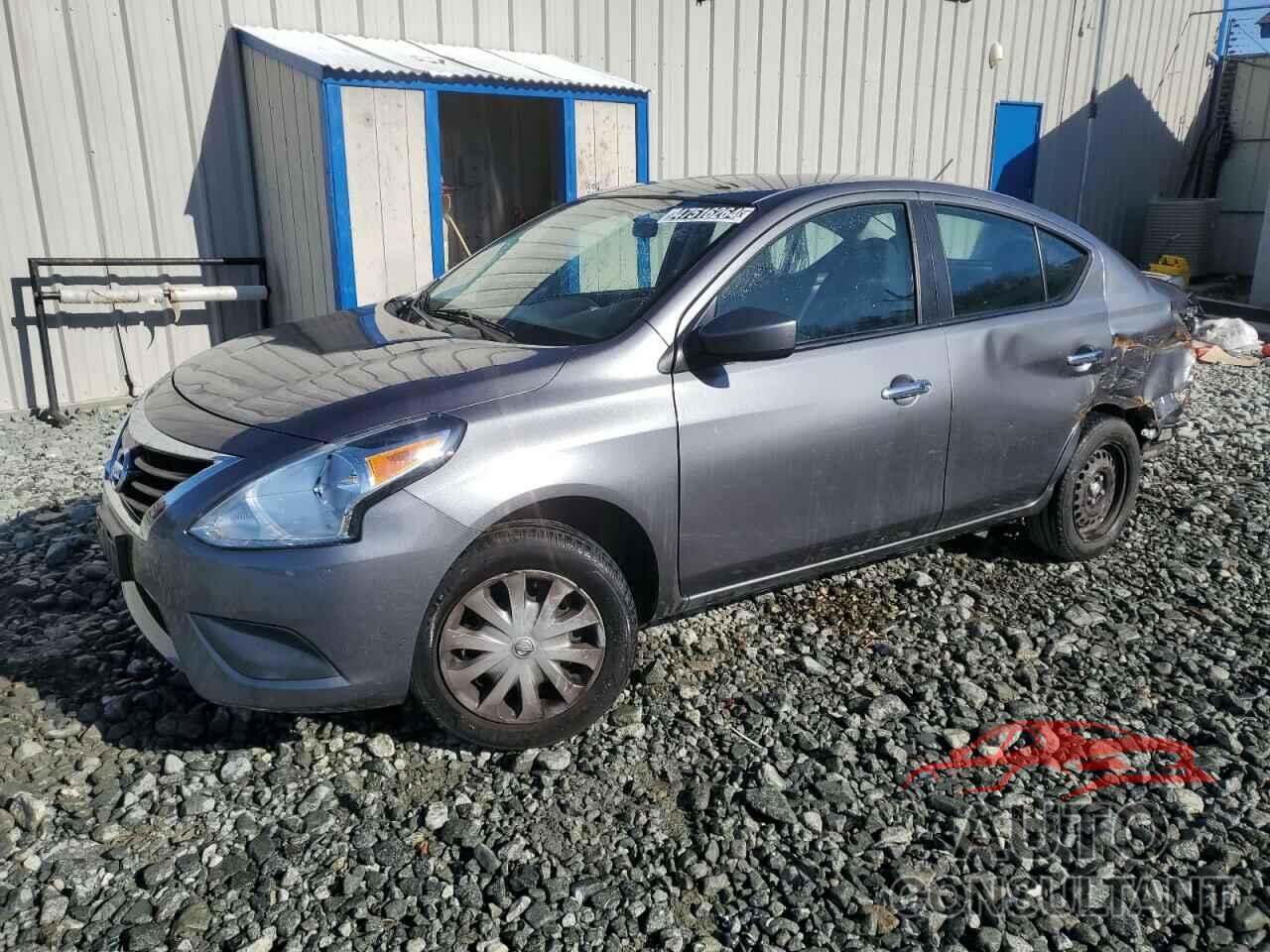 NISSAN VERSA 2018 - 3N1CN7AP9JL856634