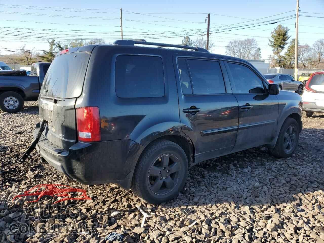 HONDA PILOT 2011 - 5FNYF4H55BB085253