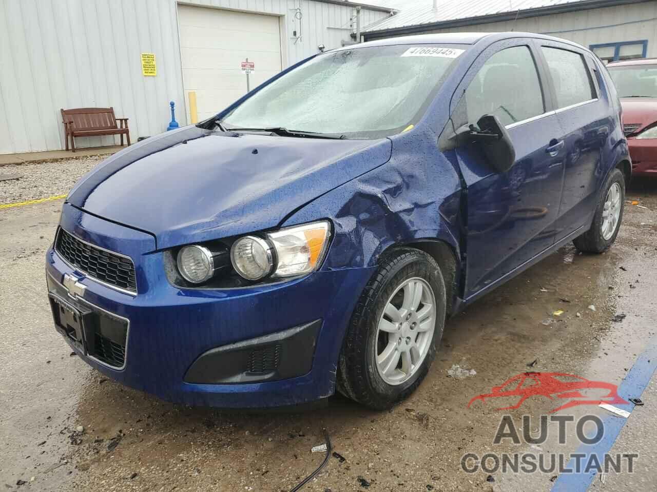 CHEVROLET SONIC 2014 - 1G1JC6SH1E4138382