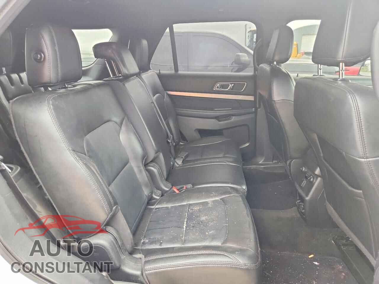 FORD EXPLORER 2018 - 1FM5K8D81JGB37385