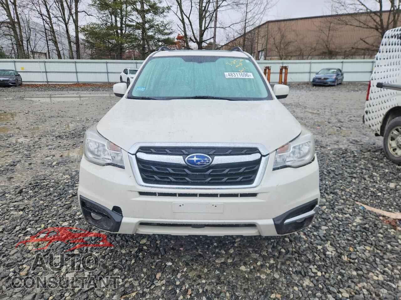 SUBARU FORESTER 2017 - JF2SJAJC1HH535115