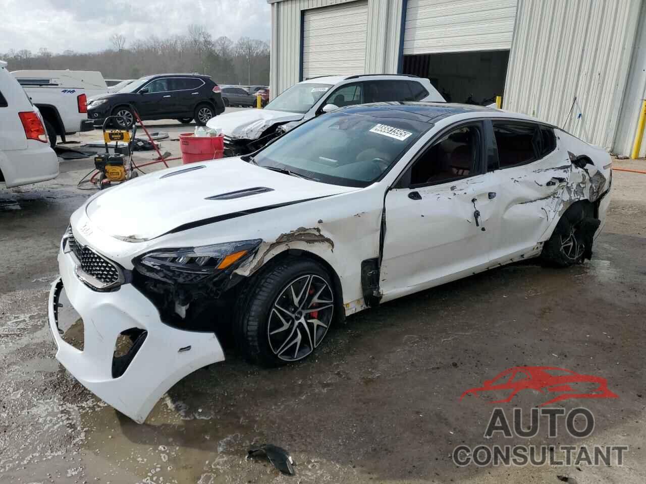 KIA STINGER 2023 - KNAE35LDXP6131353