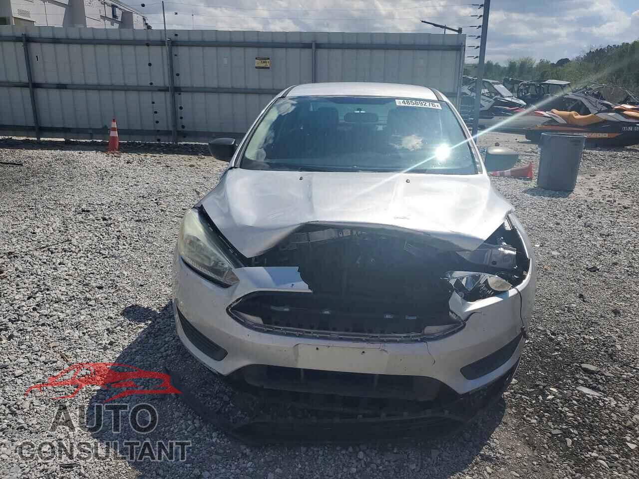 FORD FOCUS 2017 - 1FADP3E28HL229759