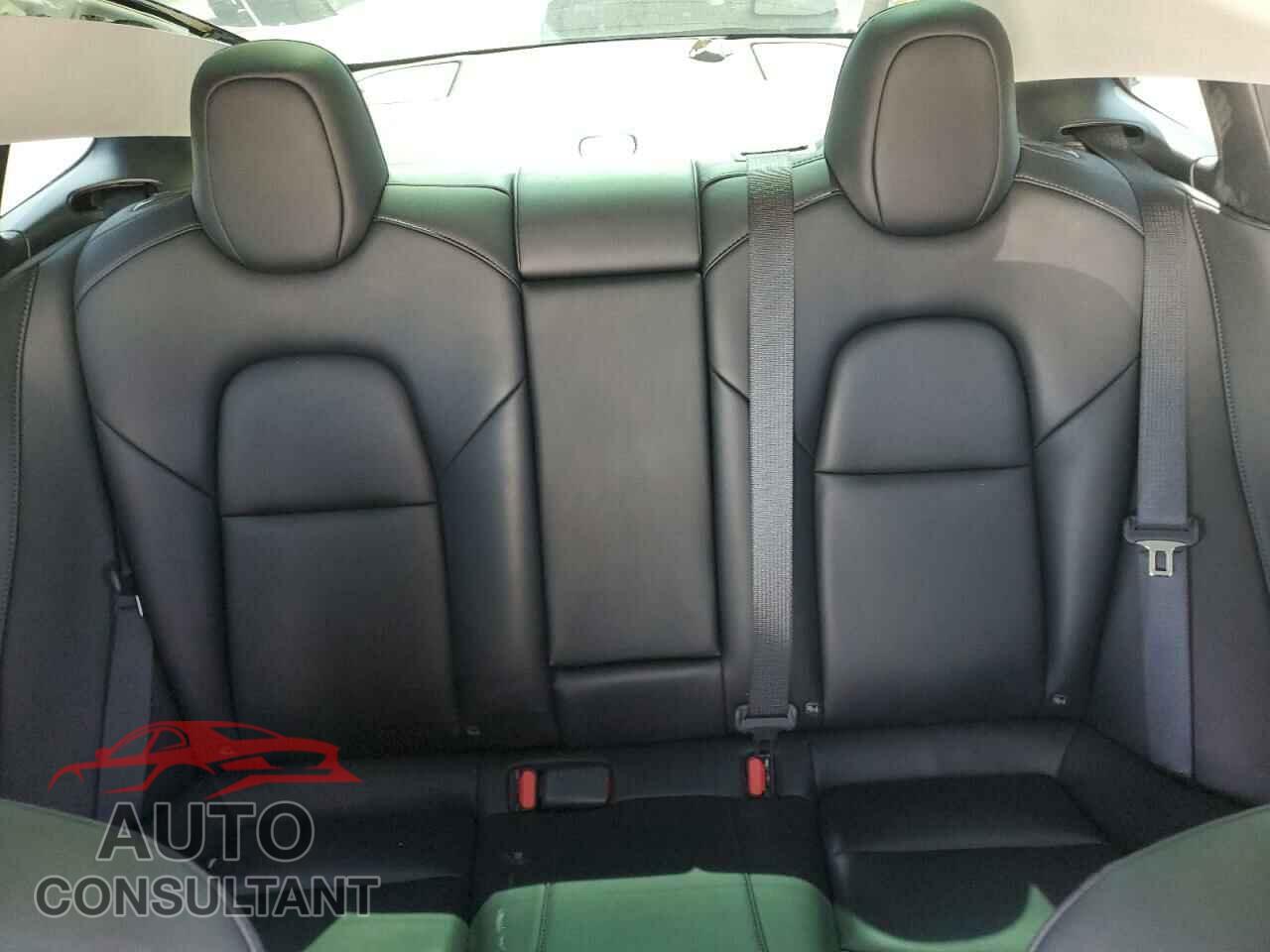 TESLA MODEL 3 2022 - 5YJ3E1EAXNF158540