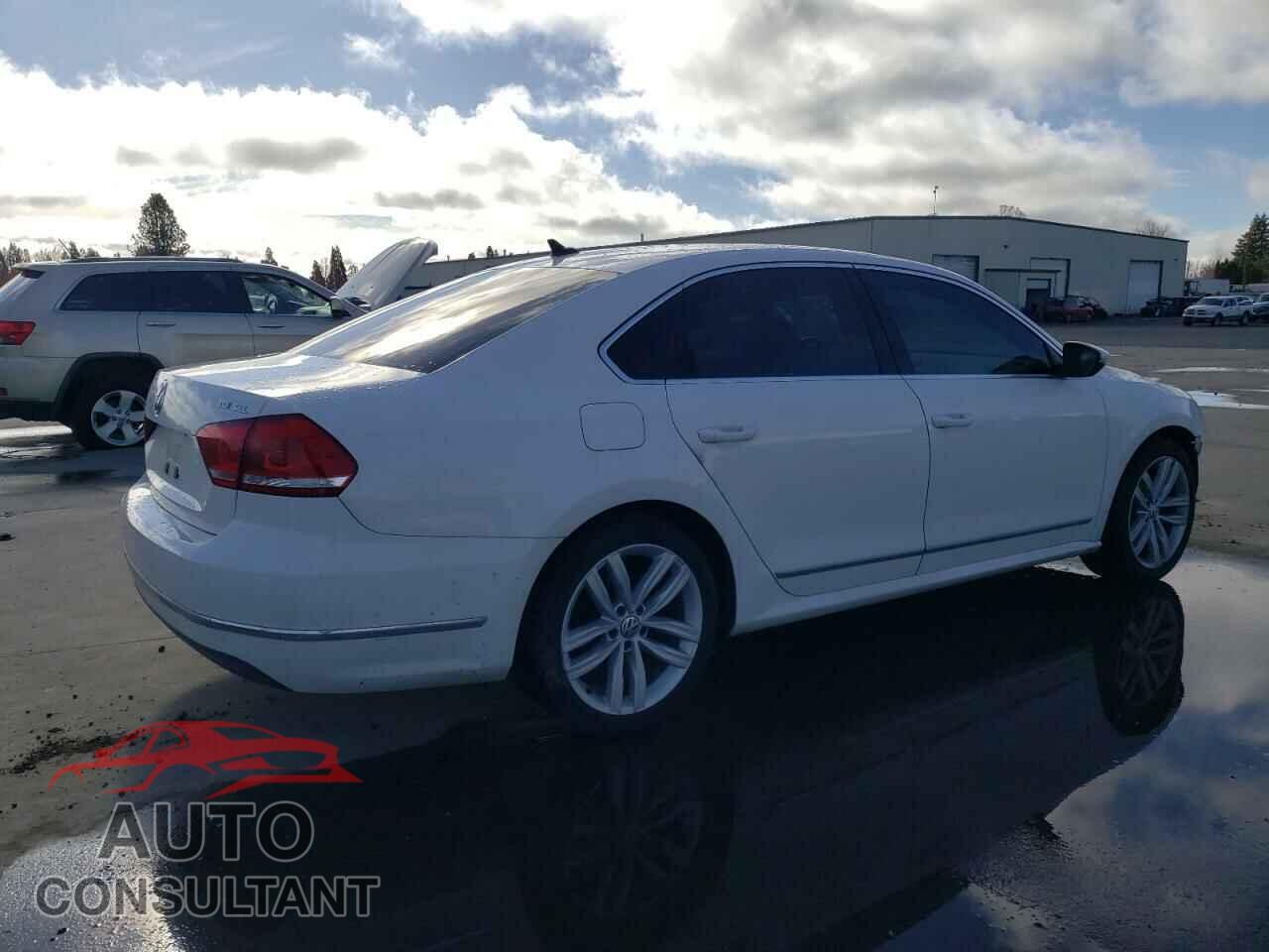 VOLKSWAGEN PASSAT 2012 - 1VWCN7A39CC054431