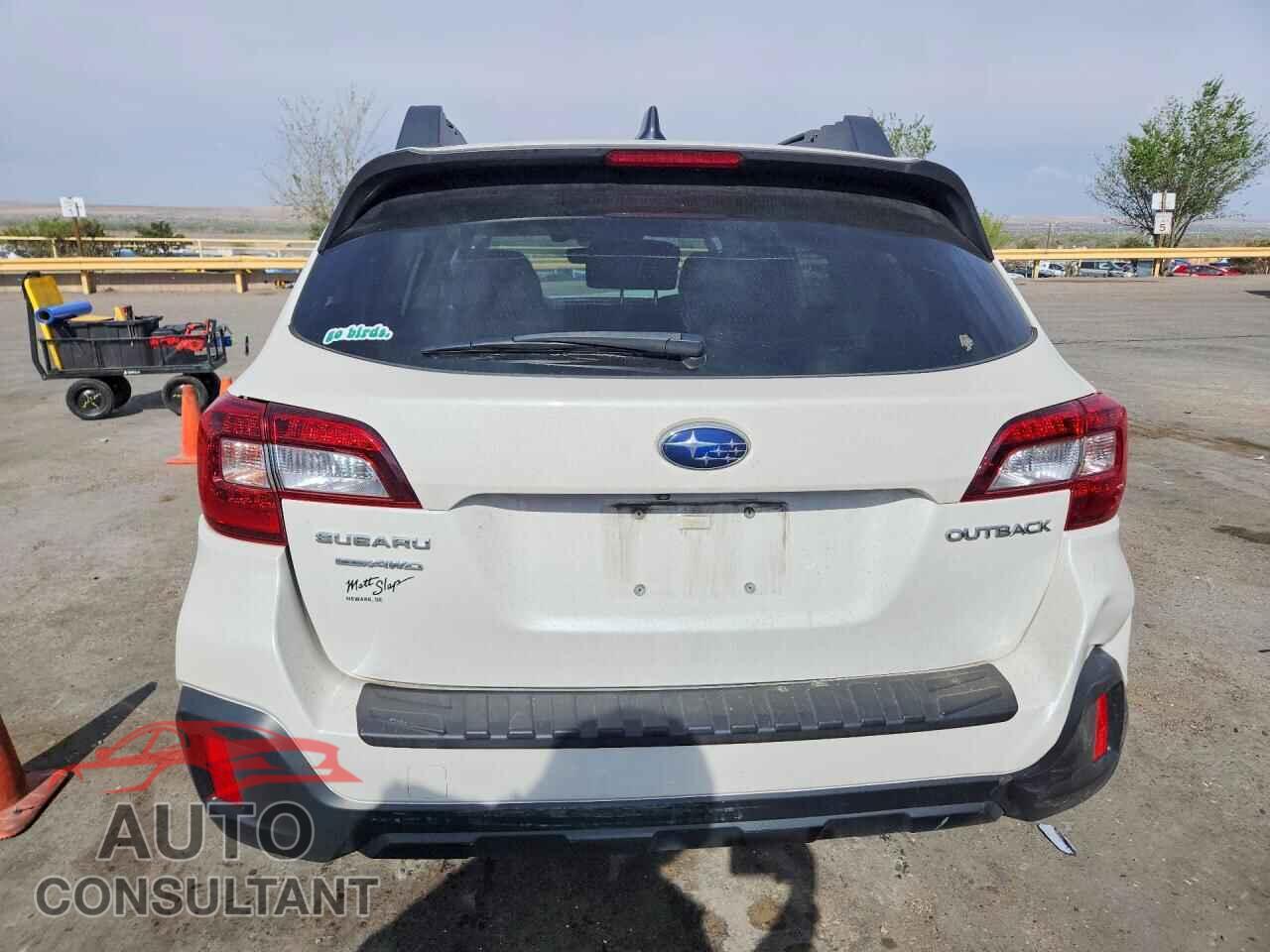 SUBARU OUTBACK 2018 - 4S4BSAFC1J3389155