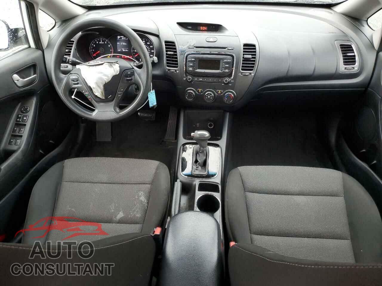 KIA FORTE 2017 - 3KPFK4A70HE108869