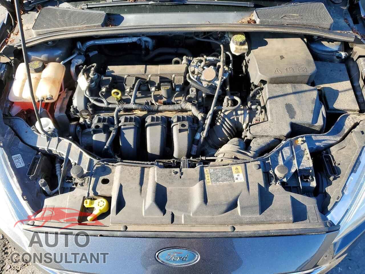 FORD FOCUS 2017 - 1FADP3E22HL316153