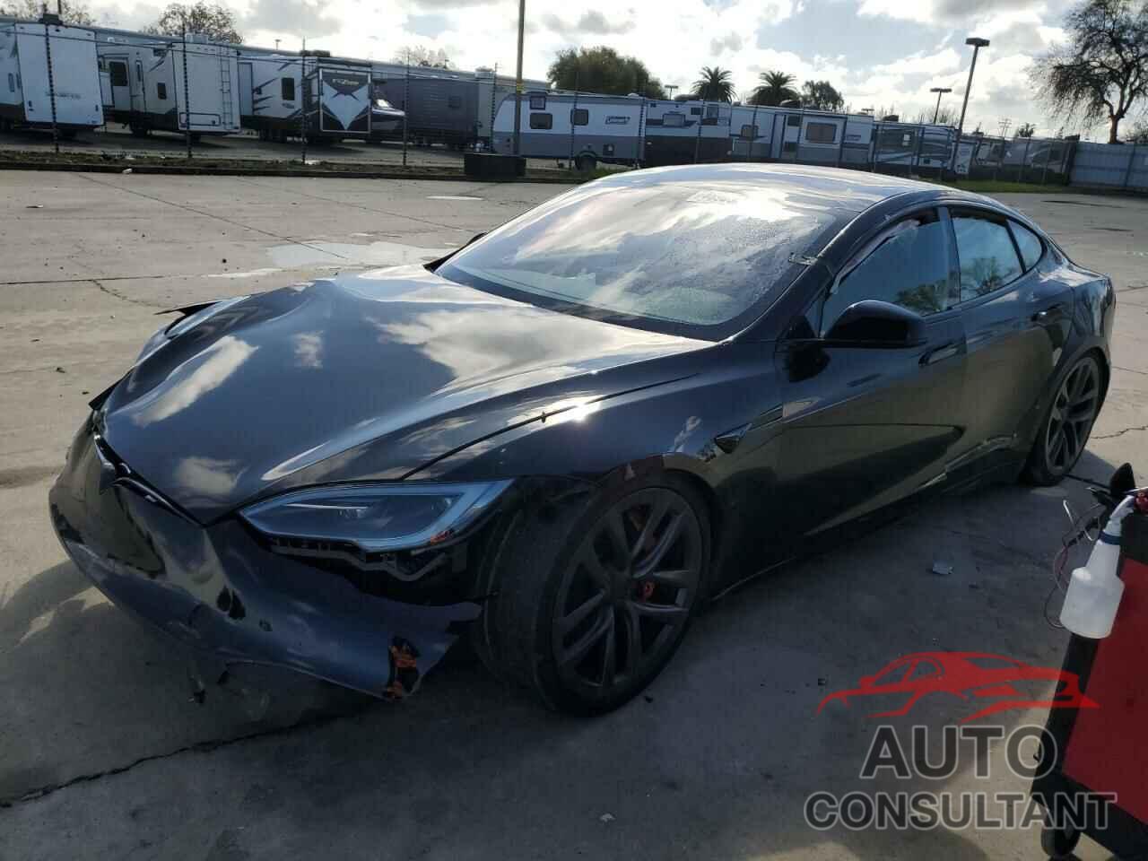 TESLA MODEL S 2023 - 5YJSA1E6XPF529847