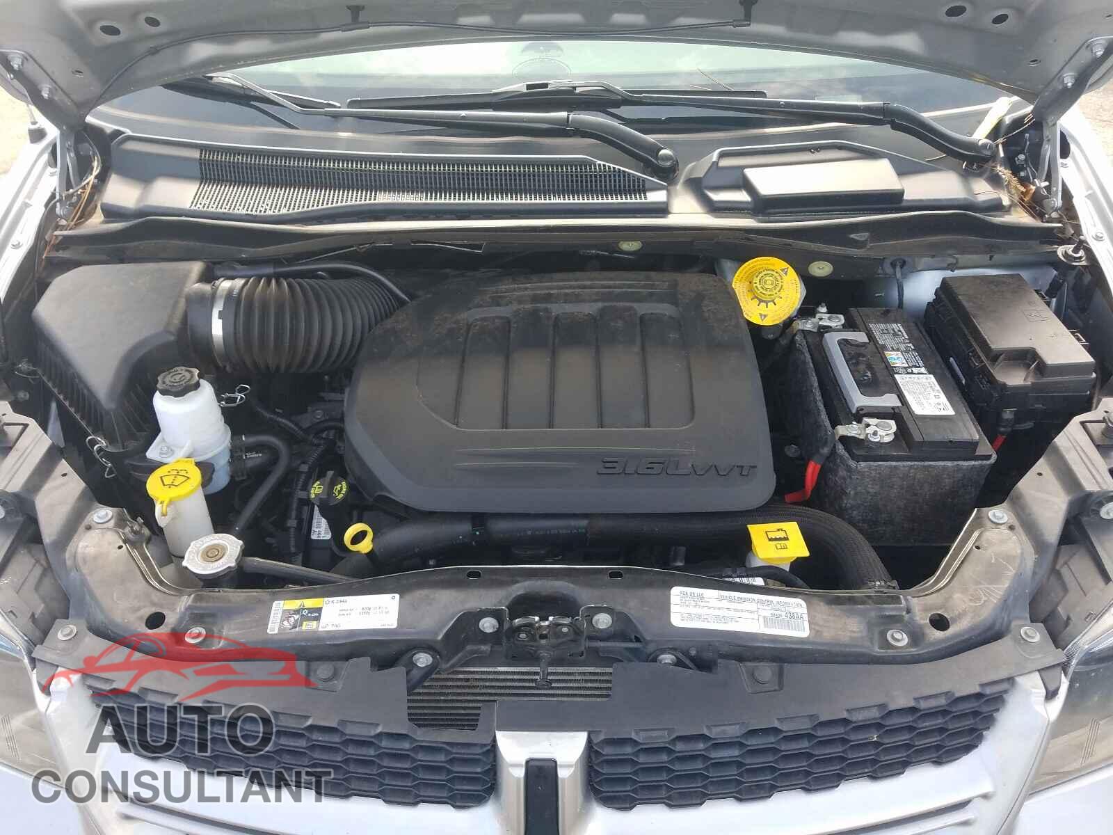 DODGE GRAND CARA 2019 - 2C4RDGEG7KR663360