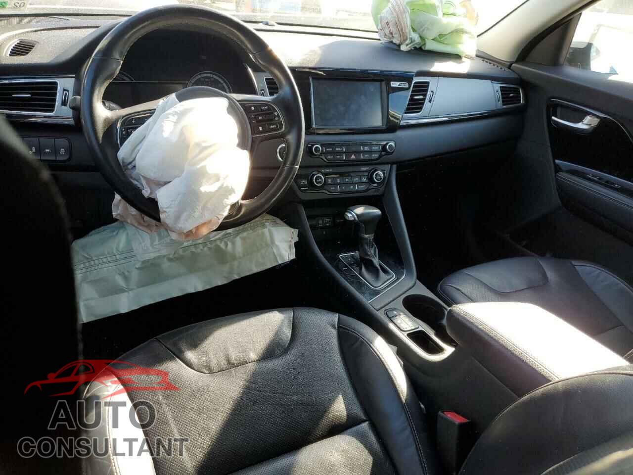 KIA NIRO 2017 - KNDCE3LC4H5038531