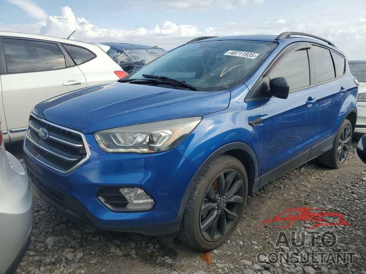 FORD ESCAPE 2017 - 1FMCU0G96HUB59479