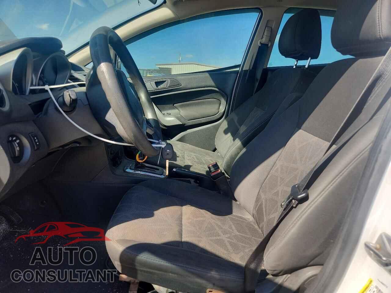 FORD FIESTA 2013 - 3FADP4EJ4DM165614