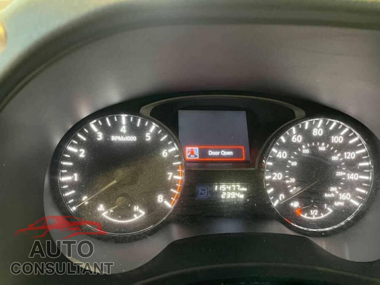 NISSAN PATHFINDER 2015 - 5N1AR2MM3FC632674