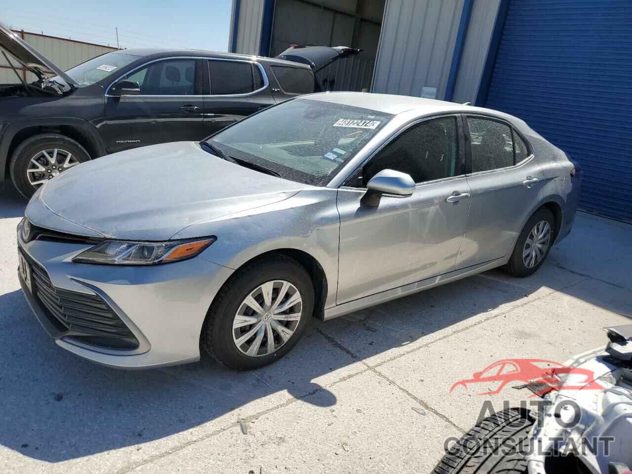 TOYOTA CAMRY 2022 - 4T1C31AK7NU588081