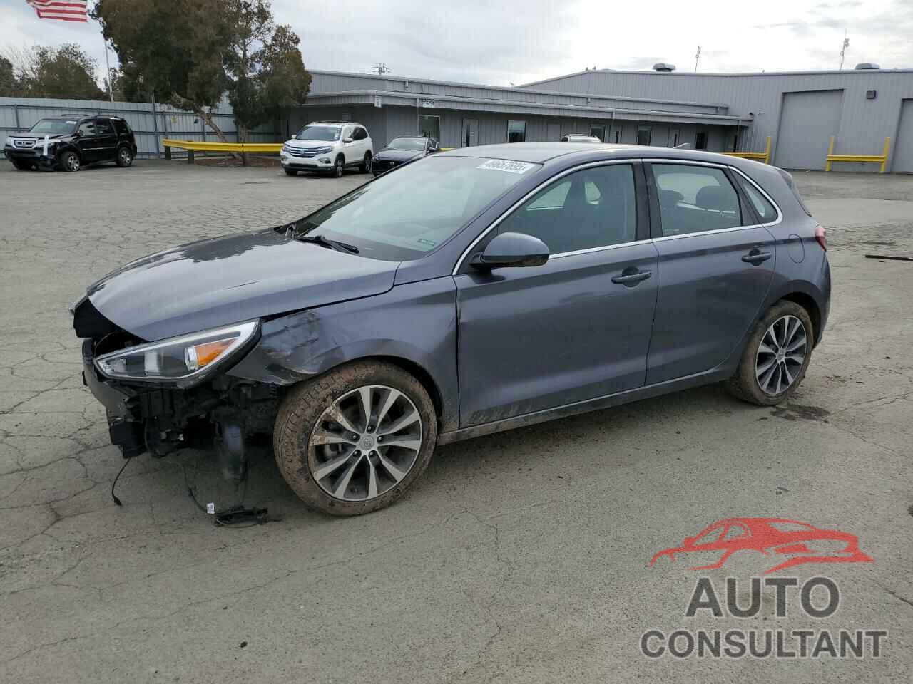 HYUNDAI ELANTRA 2018 - KMHH35LE7JU074956
