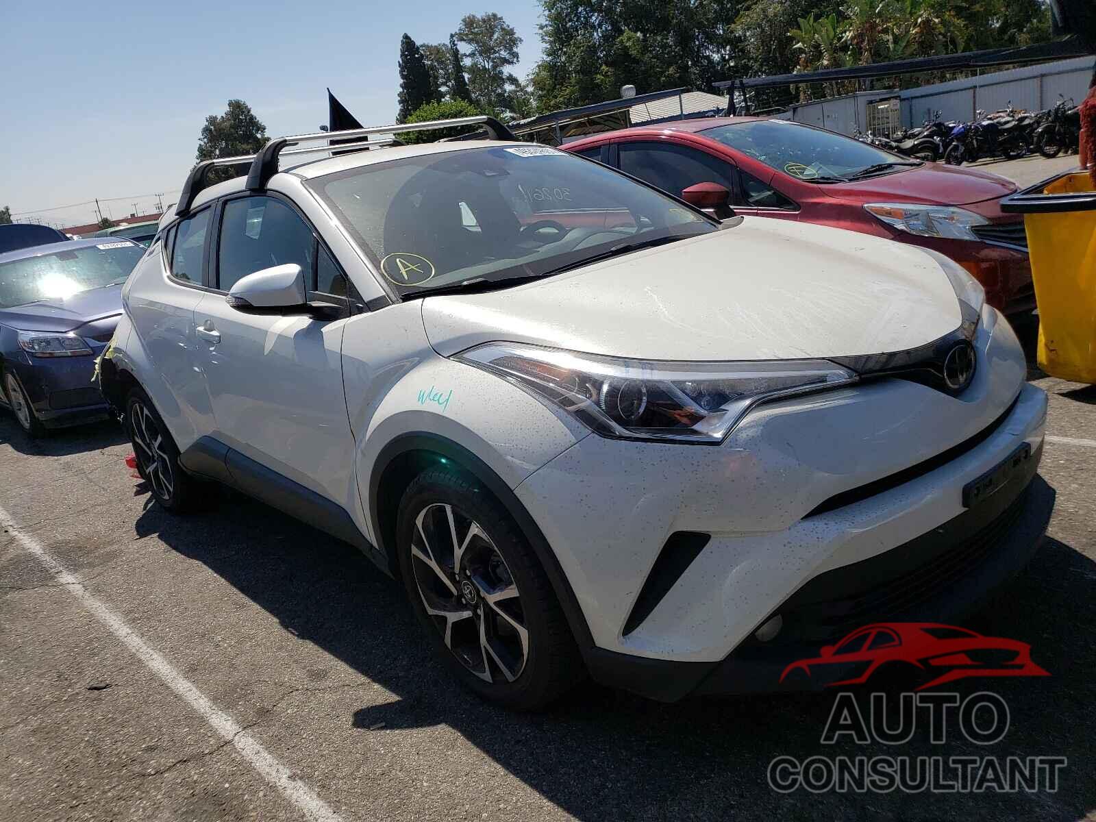 TOYOTA C-HR 2018 - NMTKHMBX7JR054332