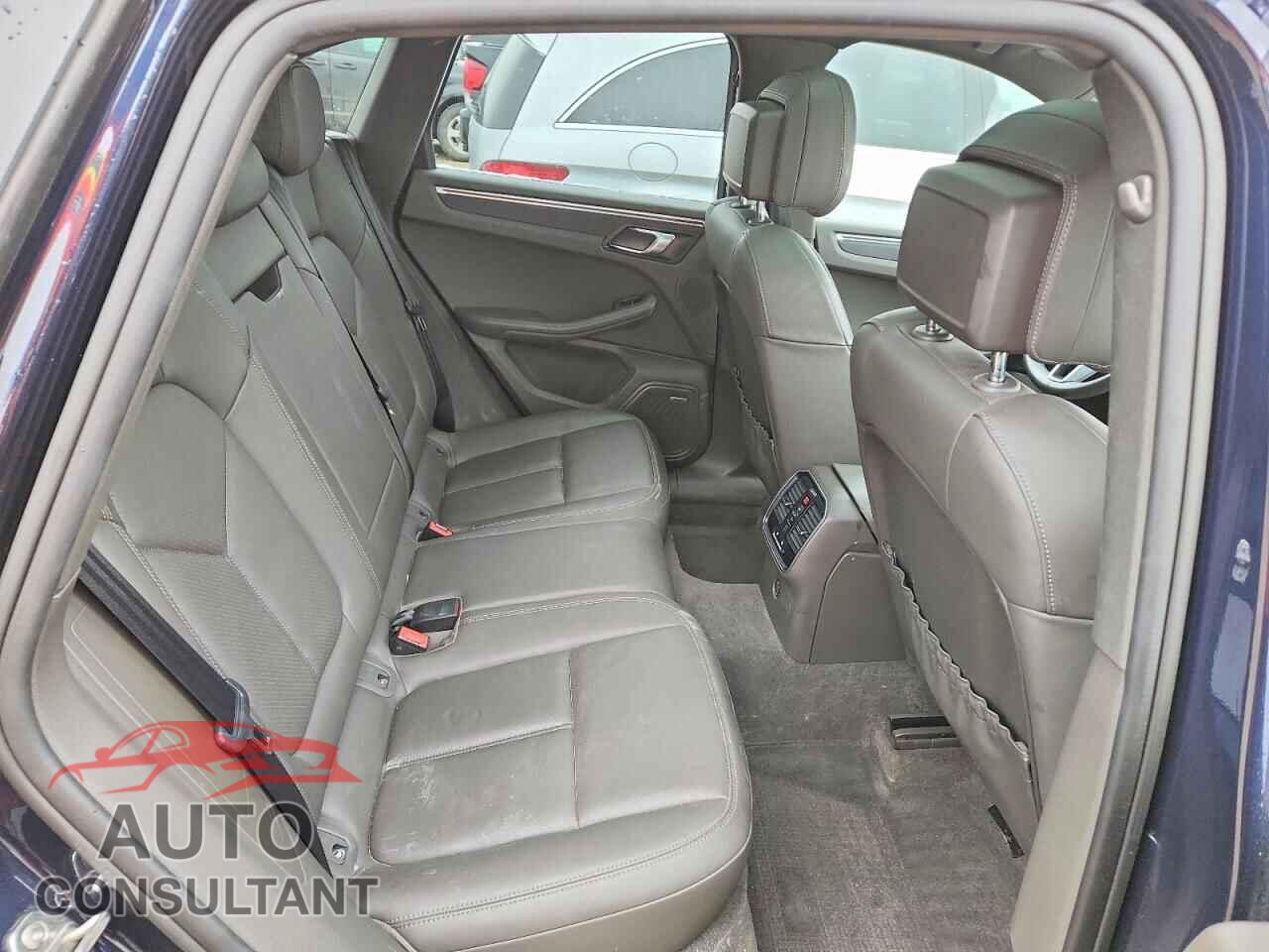 PORSCHE MACAN 2018 - WP1AA2A51JLB25191