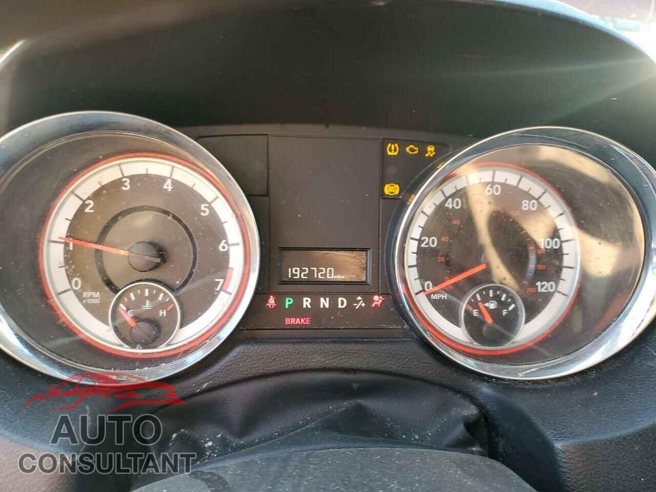DODGE CARAVAN 2013 - 2C4RDGBG7DR517063