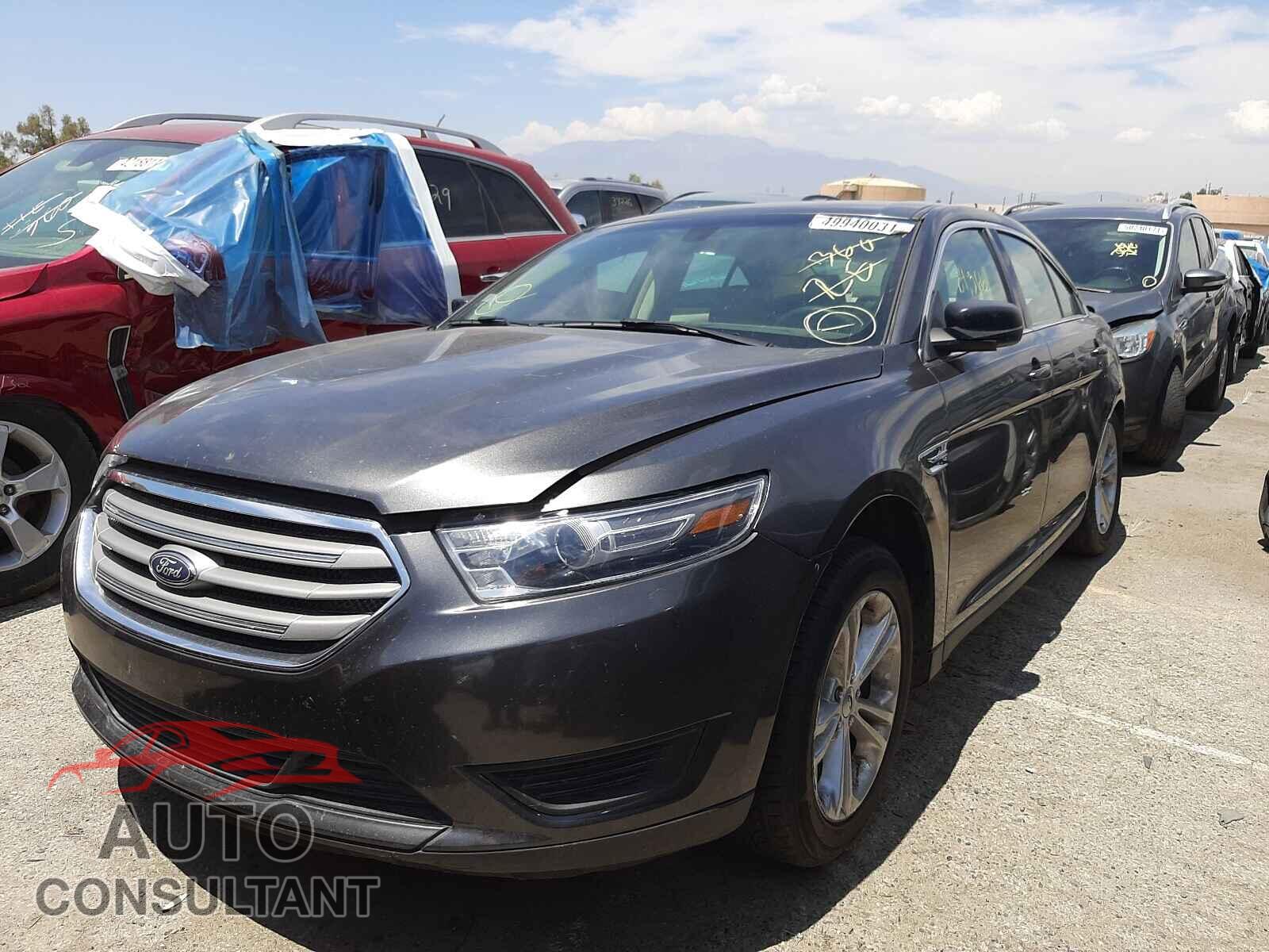 FORD TAURUS 2017 - 1FAHP2D84HG105756