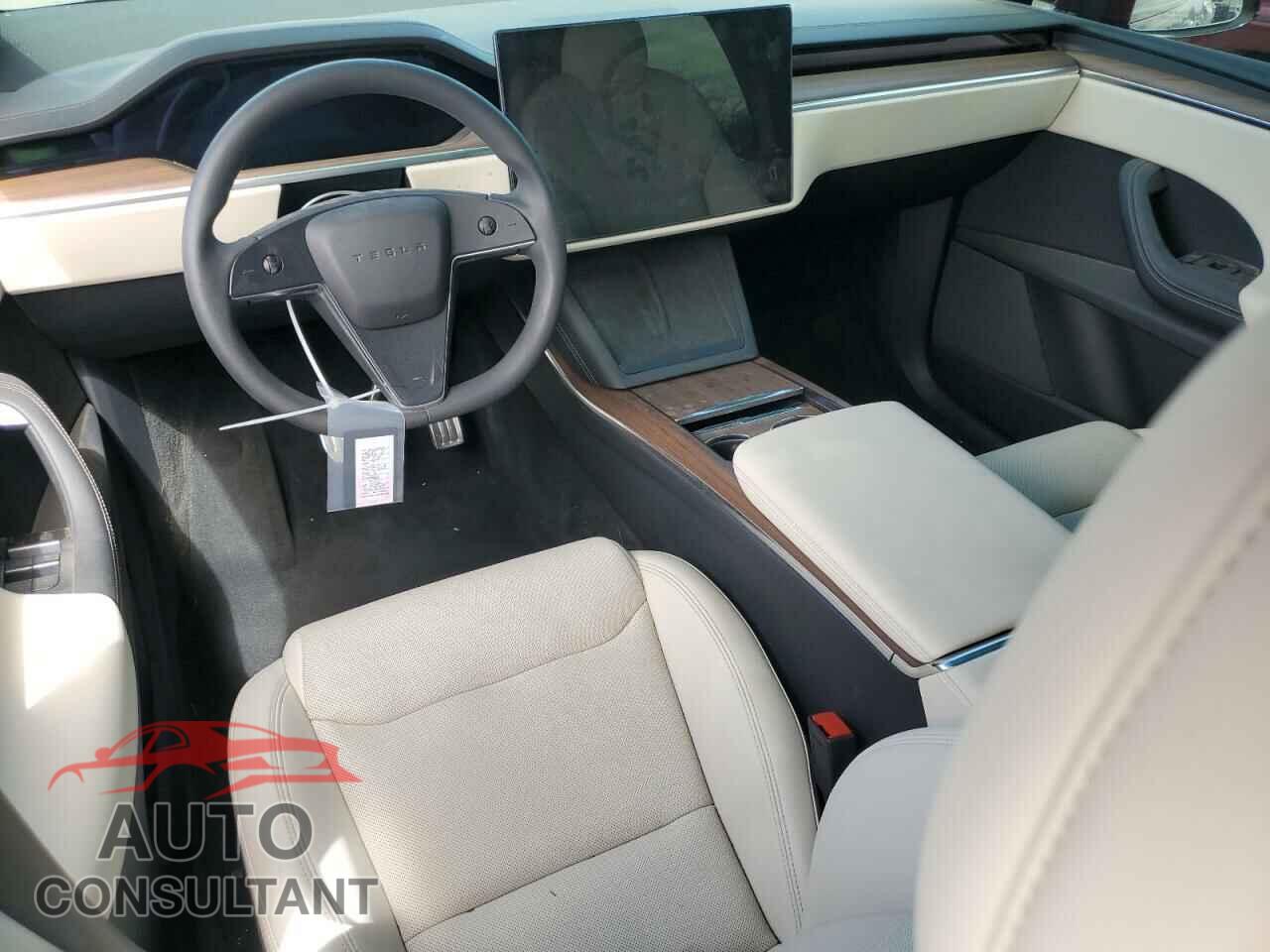 TESLA MODEL X 2024 - 7SAXCAE5XRF447002