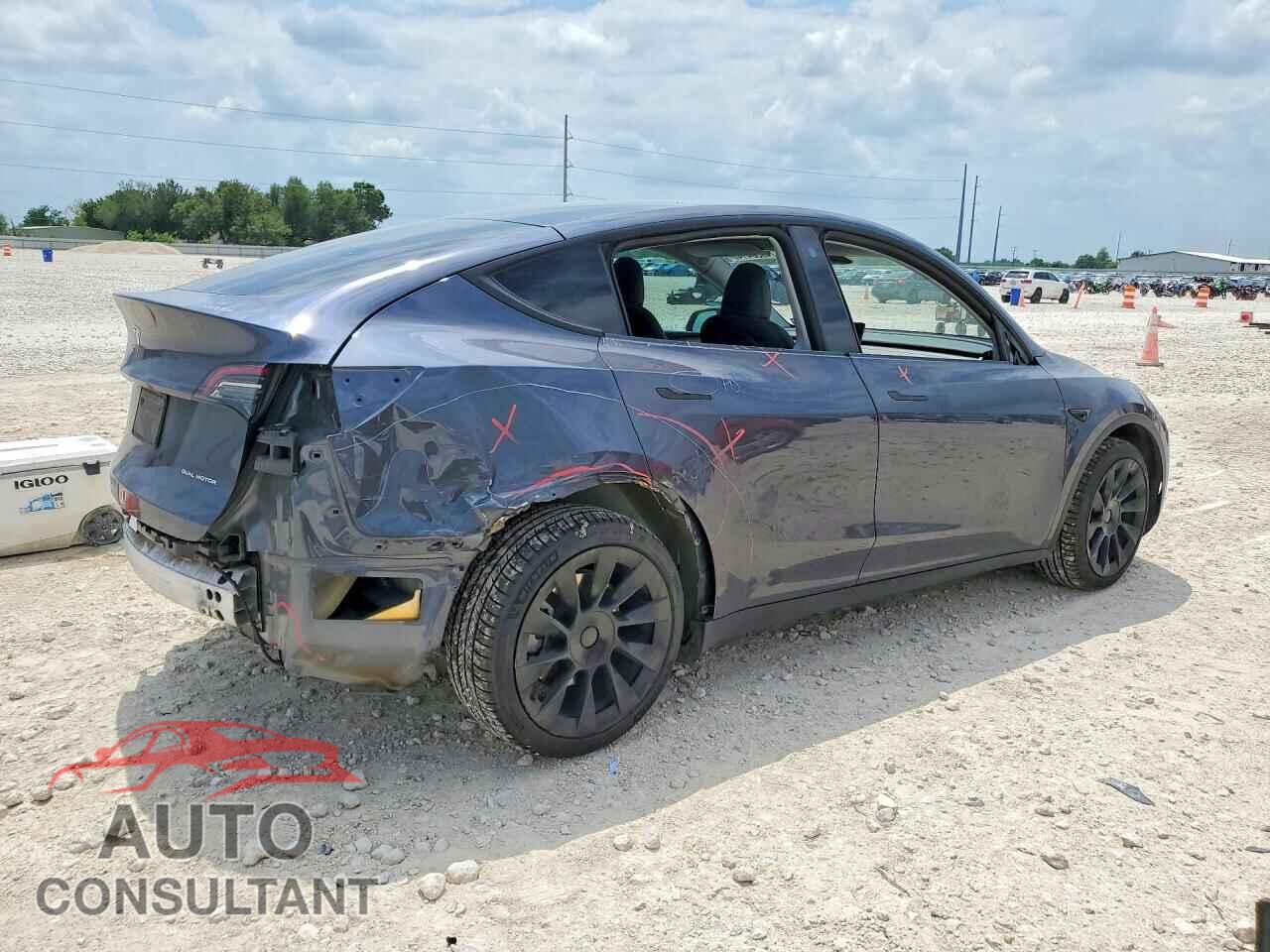 TESLA MODEL Y 2022 - 7SAYGDEEXNA021988