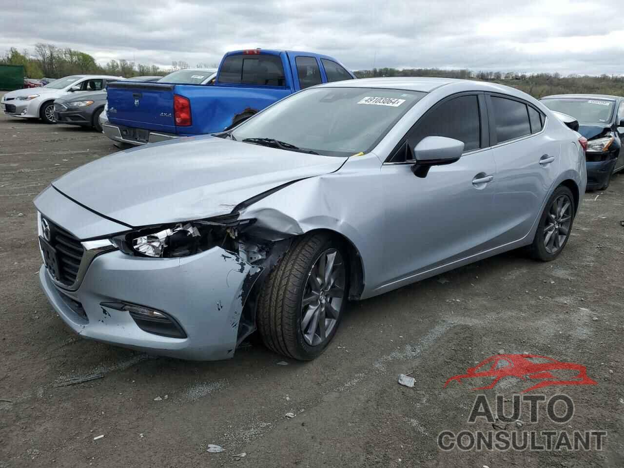 MAZDA 3 2018 - 3MZBN1V38JM206696