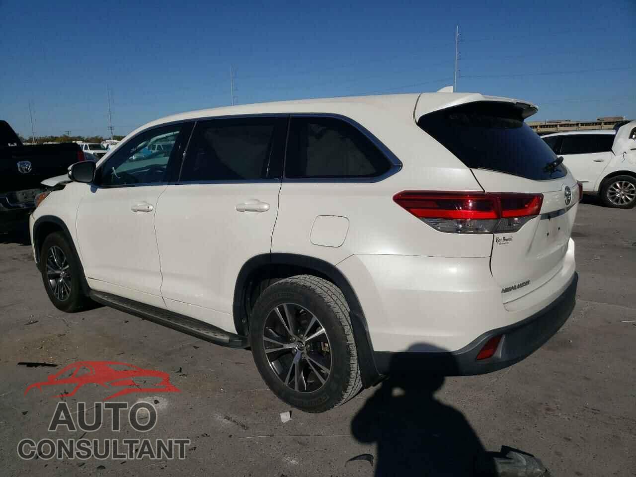TOYOTA HIGHLANDER 2017 - 5TDZZRFH0HS215563