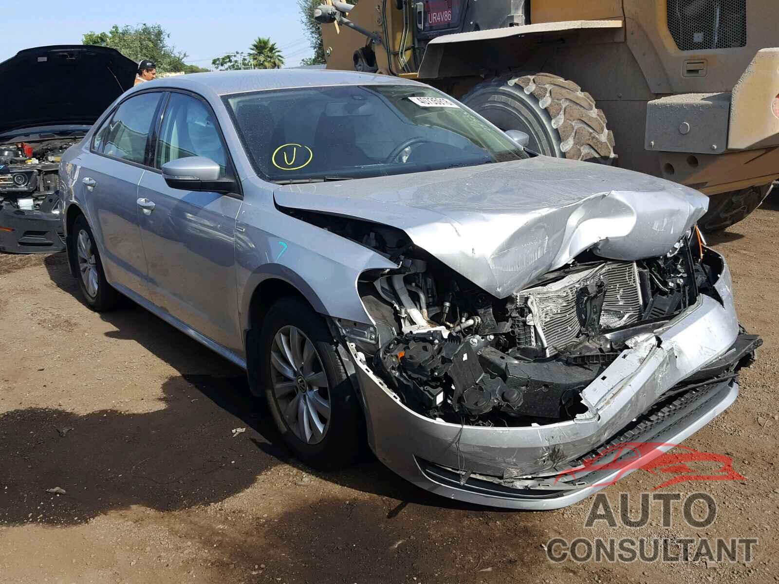 VOLKSWAGEN PASSAT 2015 - 1VWAT7A34FC054953