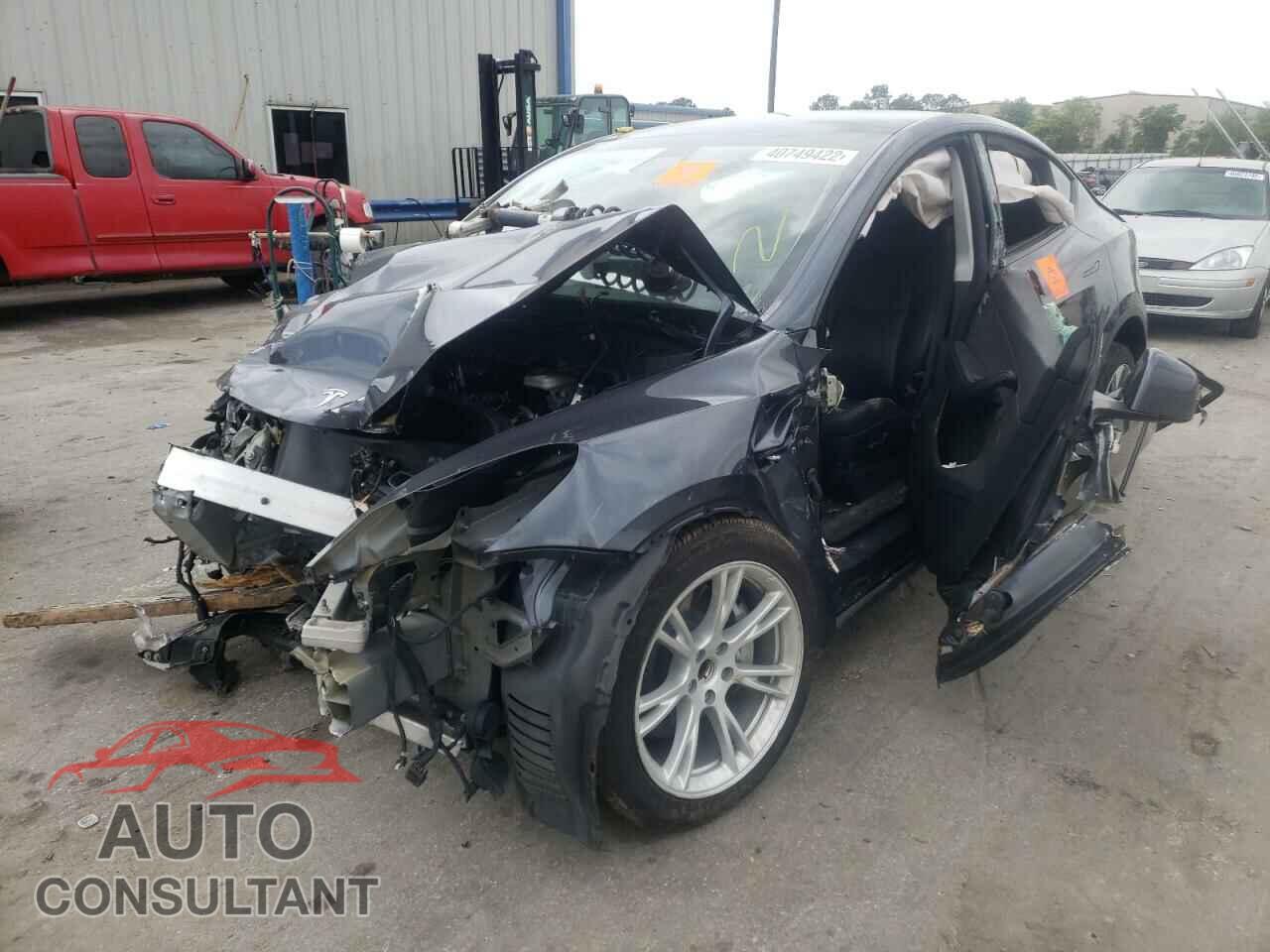 TESLA MODEL Y 2021 - 5YJYGDED4MF106119