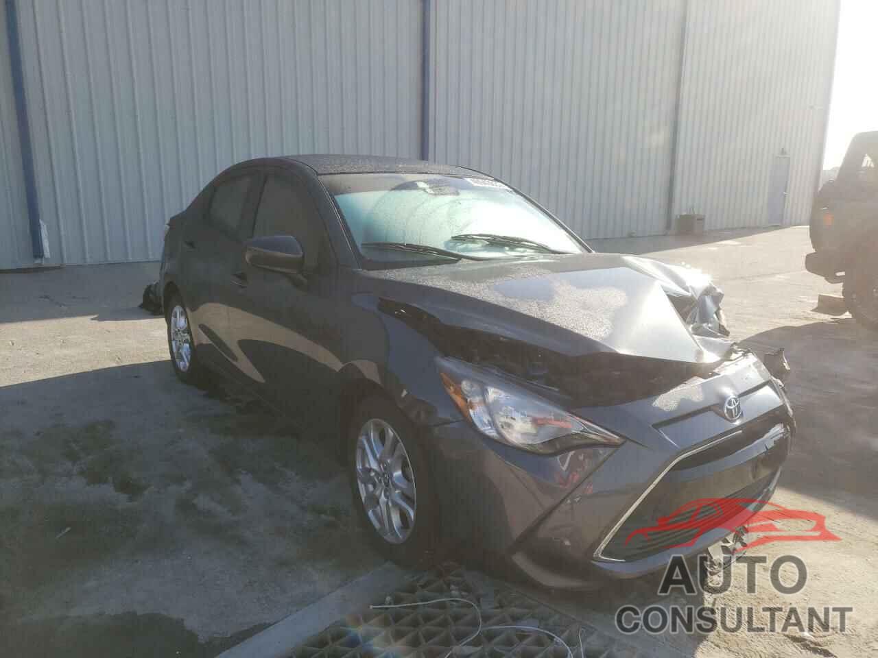 TOYOTA YARIS 2017 - 3MYDLBYV8HY195062