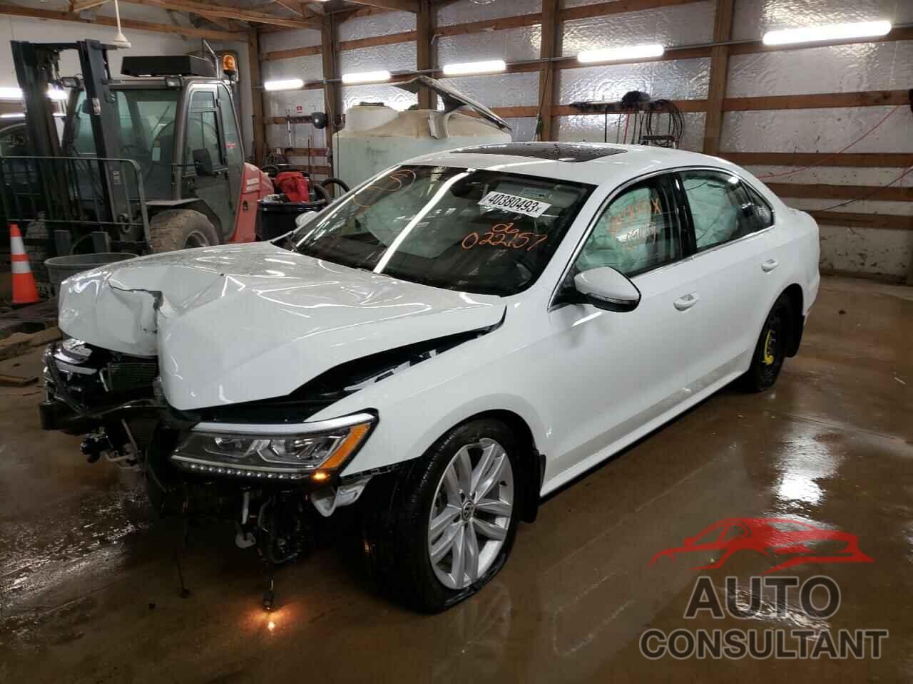 VOLKSWAGEN PASSAT 2018 - 1VWBA7A33JC022157
