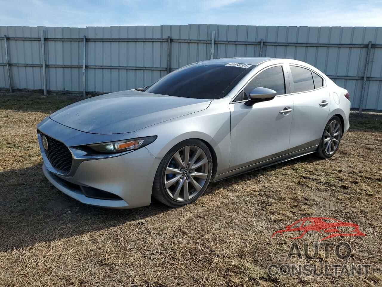 MAZDA 3 2019 - JM1BPBAM9K1119390